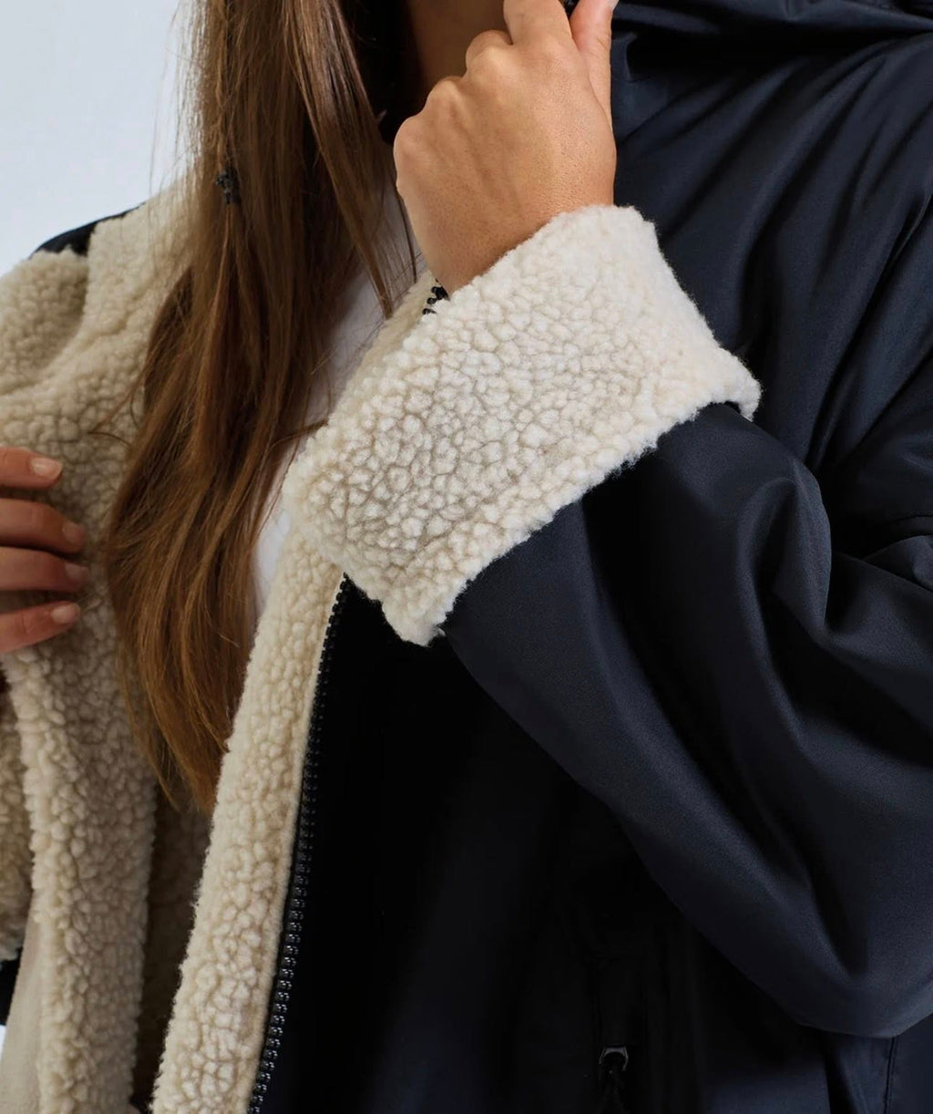 Adults Outdoor Robe - Black & Cream