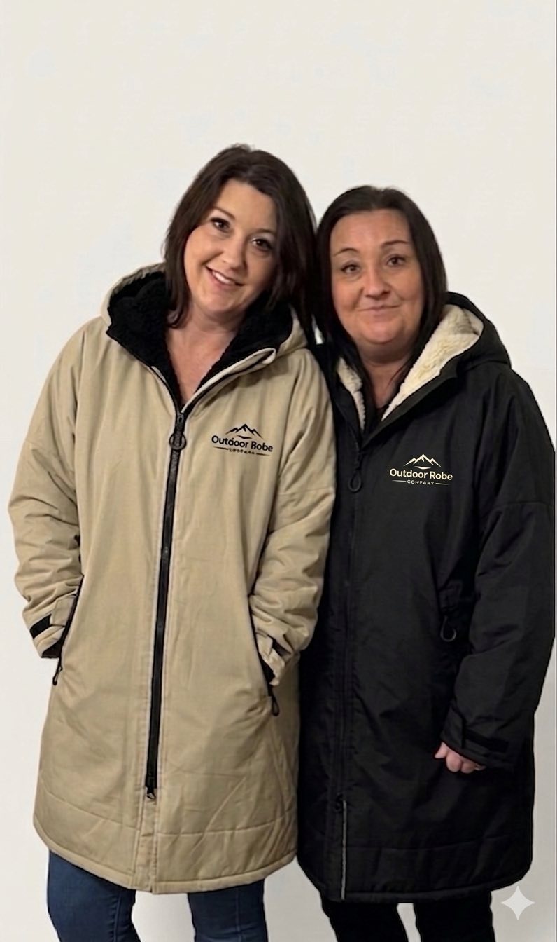 Adults Outdoor Robe - Black & Cream