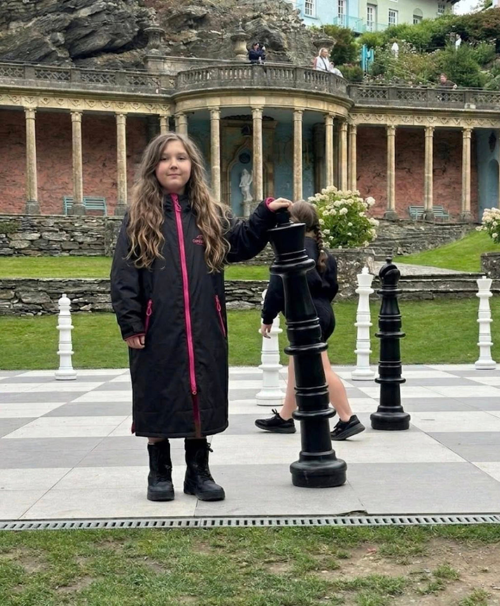 Junior Outdoor Robe - Black & Pink