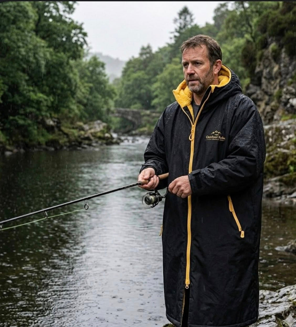 Adults Outdoor Robe - Black & Yellow