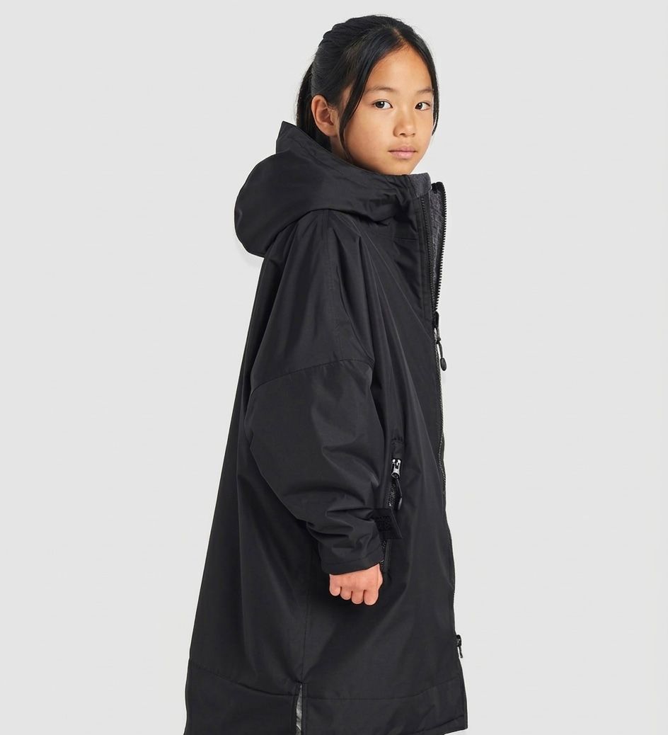Junior Outdoor Robe - All Black